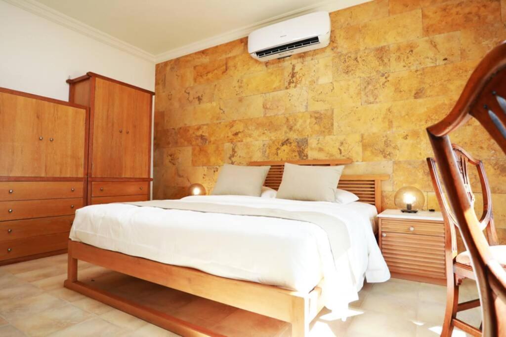 Villa Sea Breeze Sweimeh Exterior photo